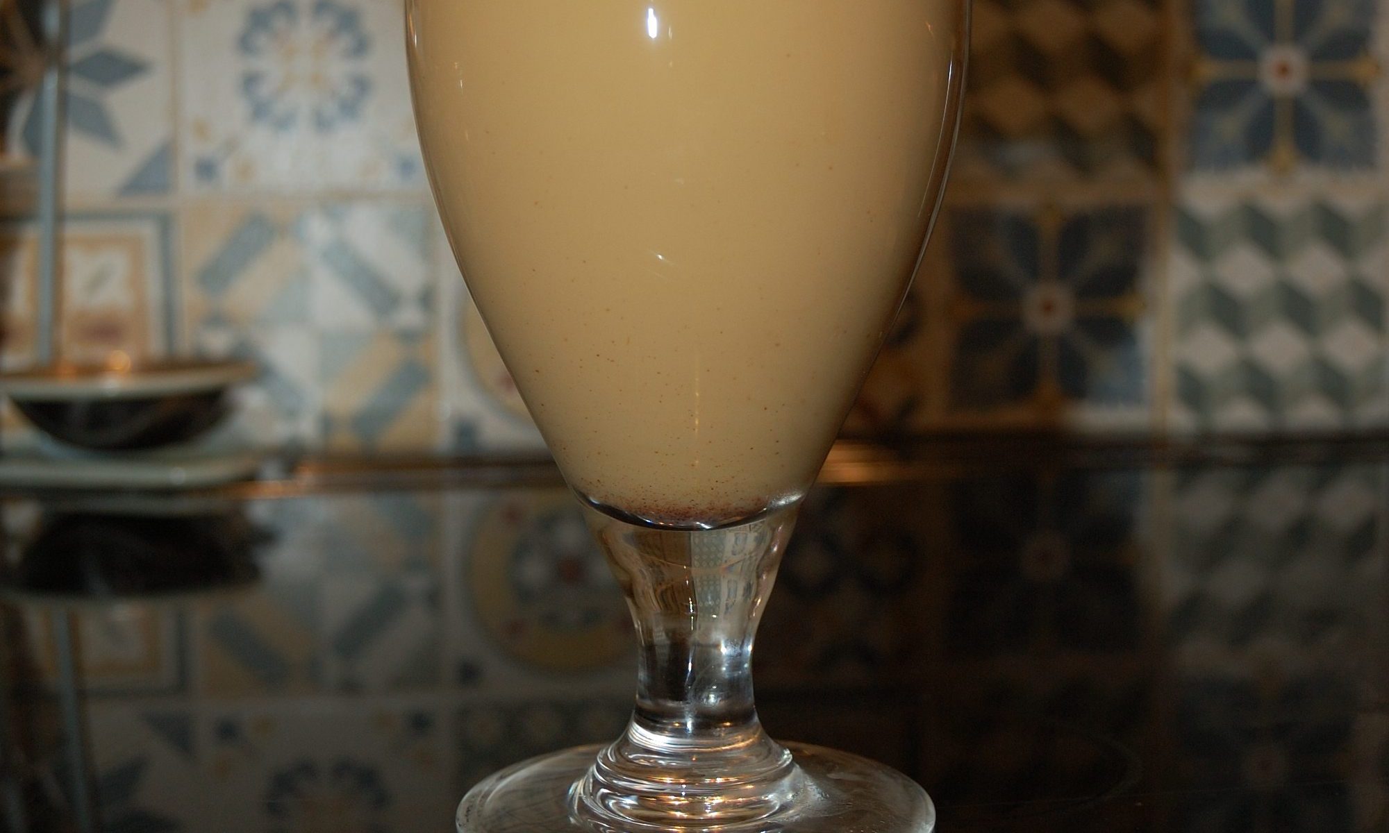 A finished glass of butter beer